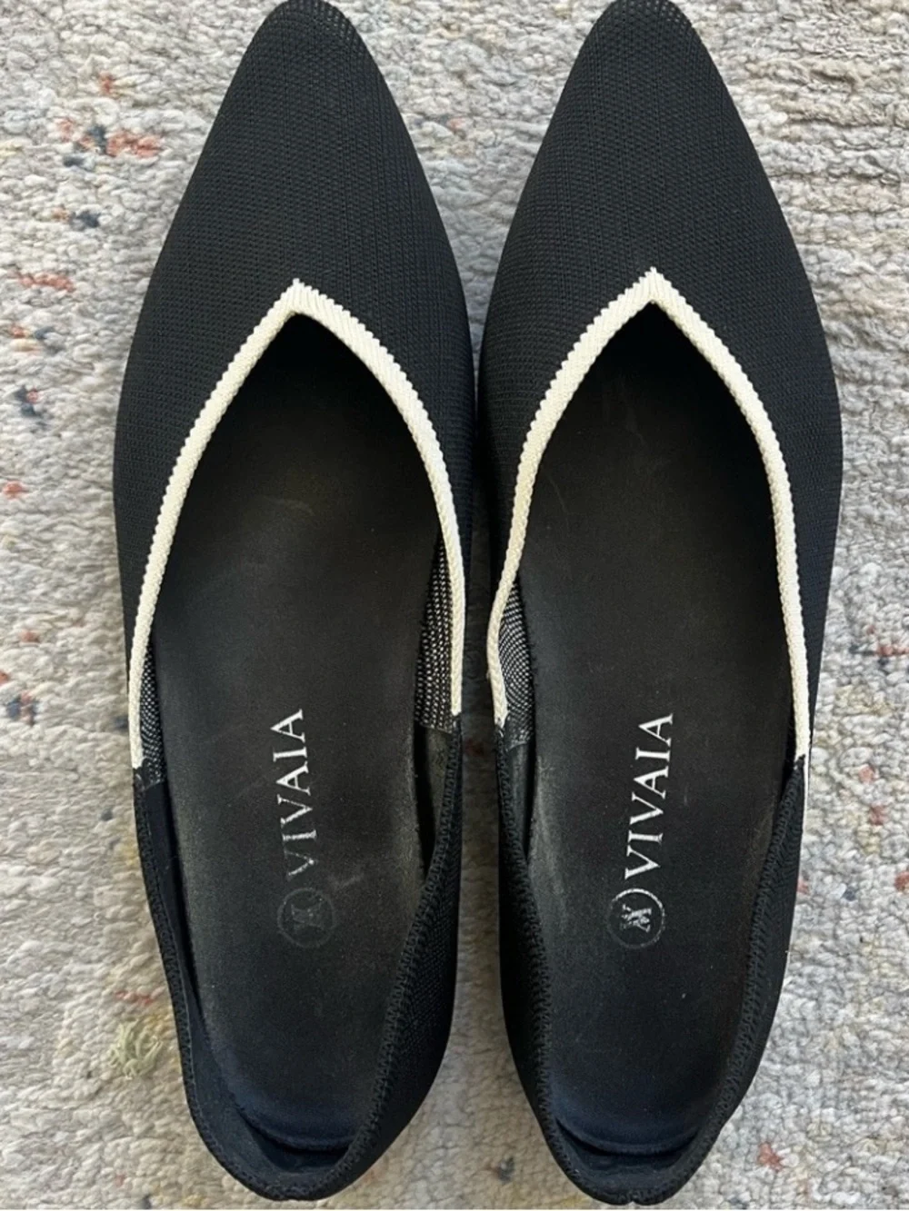 🐝VIVAIA🐝POINT TOE FLAT🐝42